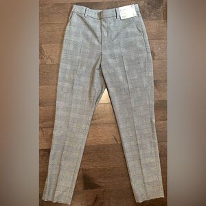Uniqlo Women’s Grey and Black Checkered Ankle Dress Pant (Size XS)